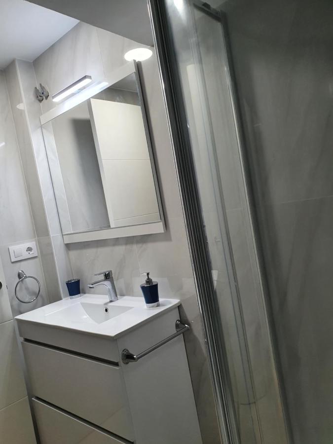Apt Studio Apartment A Coruna Luaran gambar
